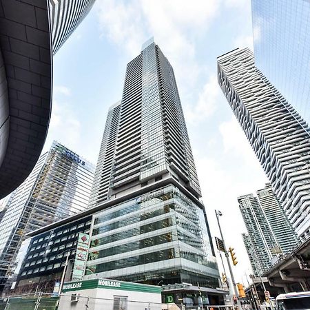 Sarkar Suites - Maple Leaf Square Toronto Eksteriør bilde