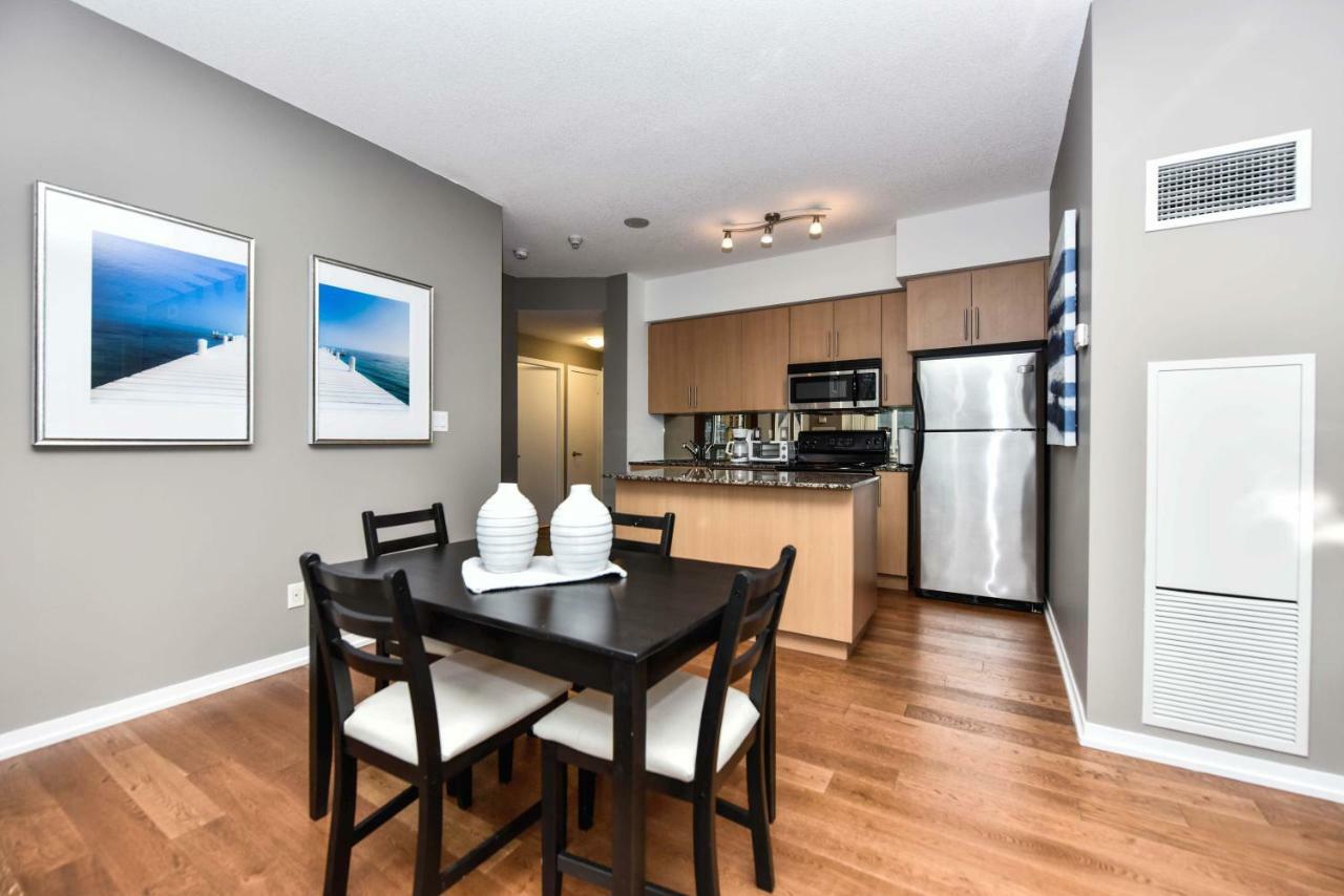 Sarkar Suites - Maple Leaf Square Toronto Eksteriør bilde