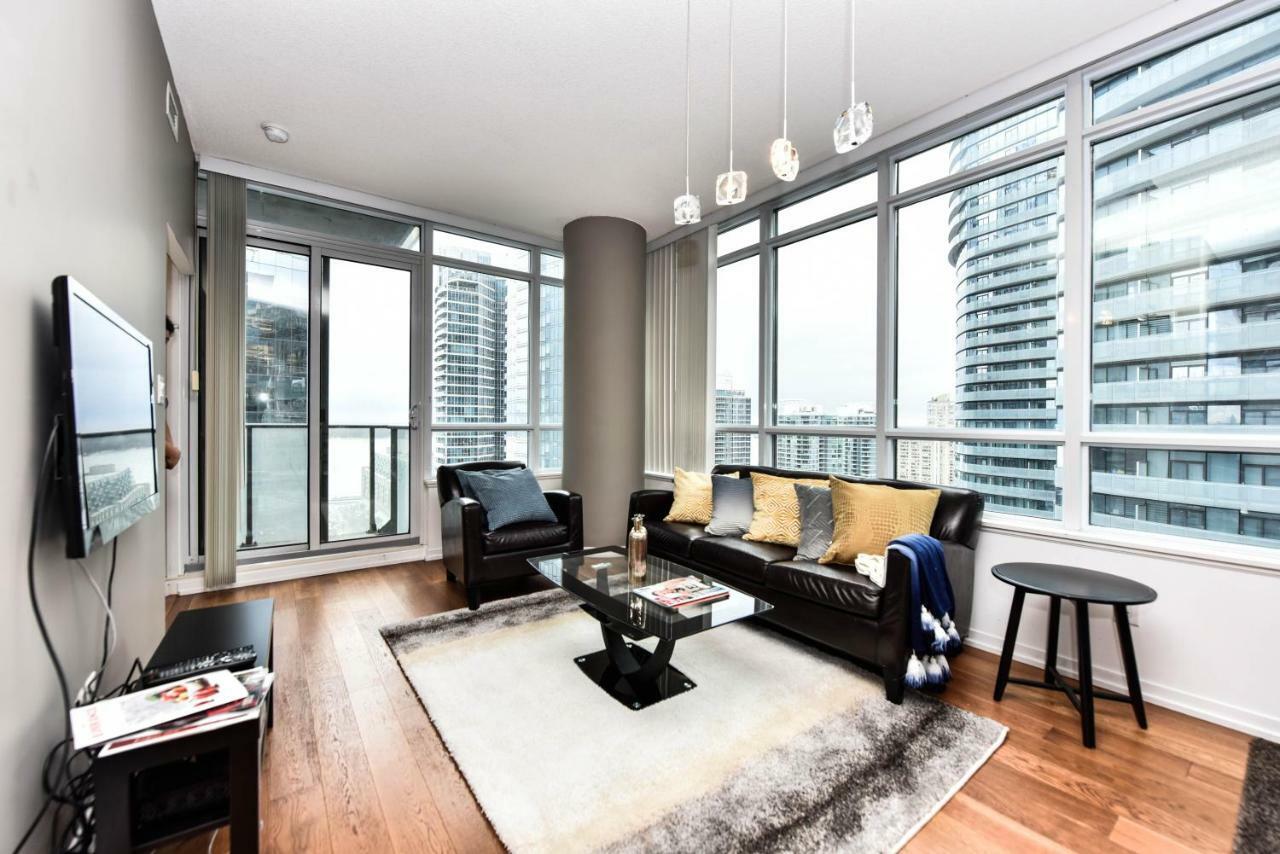 Sarkar Suites - Maple Leaf Square Toronto Eksteriør bilde