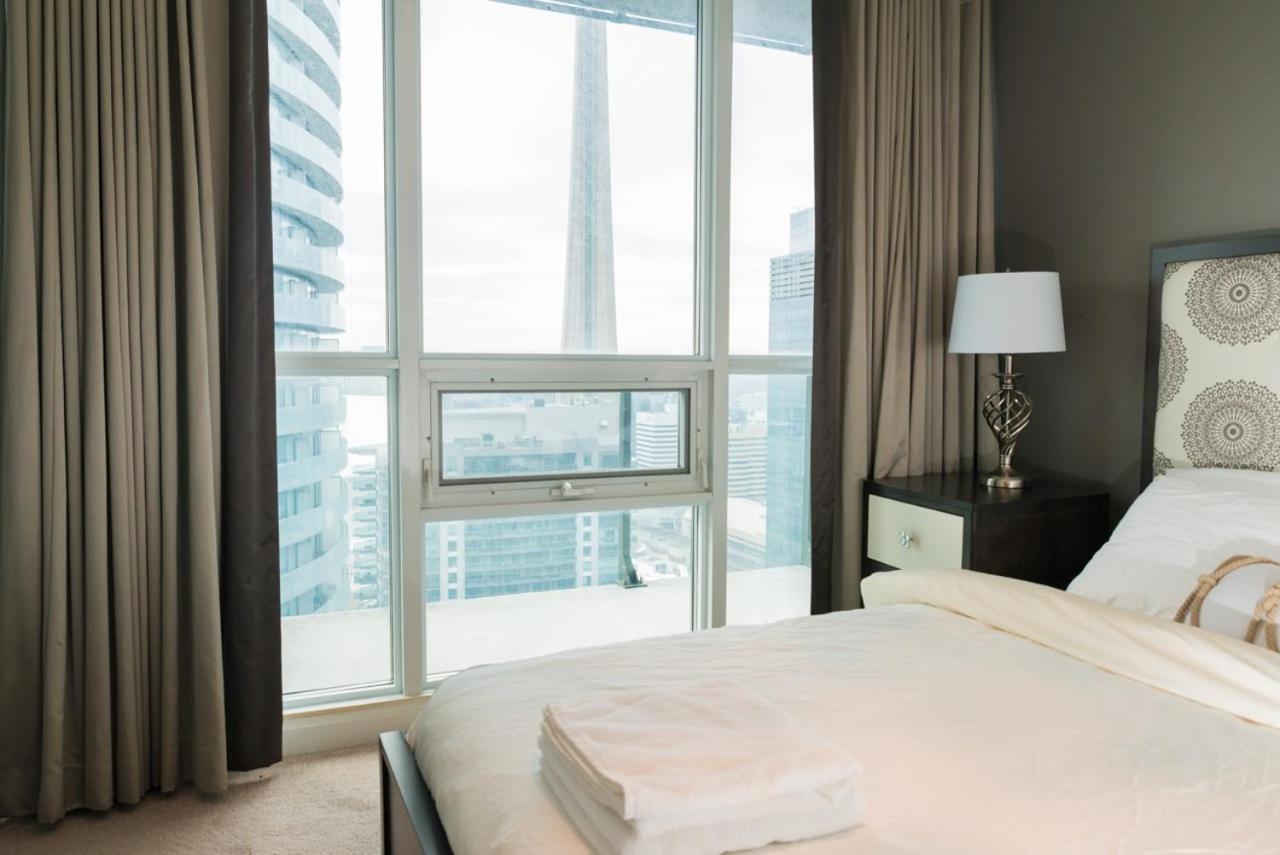 Sarkar Suites - Maple Leaf Square Toronto Eksteriør bilde