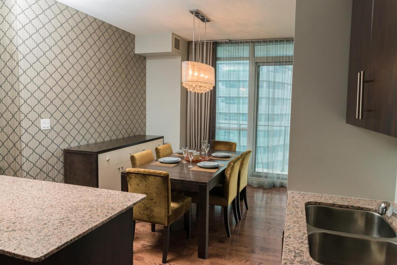 Sarkar Suites - Maple Leaf Square Toronto Eksteriør bilde